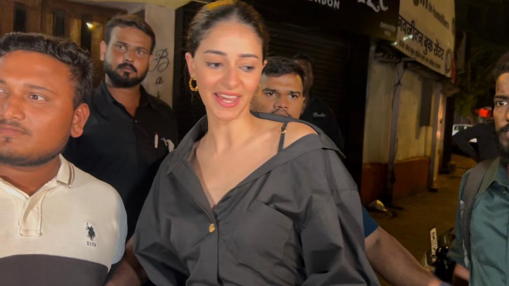 ananya-panday-attended-the-success-party-of-the-movie-ctrl-exit